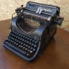 Антична пишеща машина