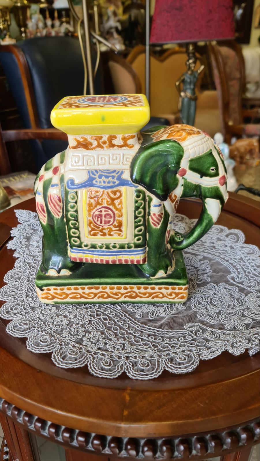Индийско слонче от керамика и порцелан