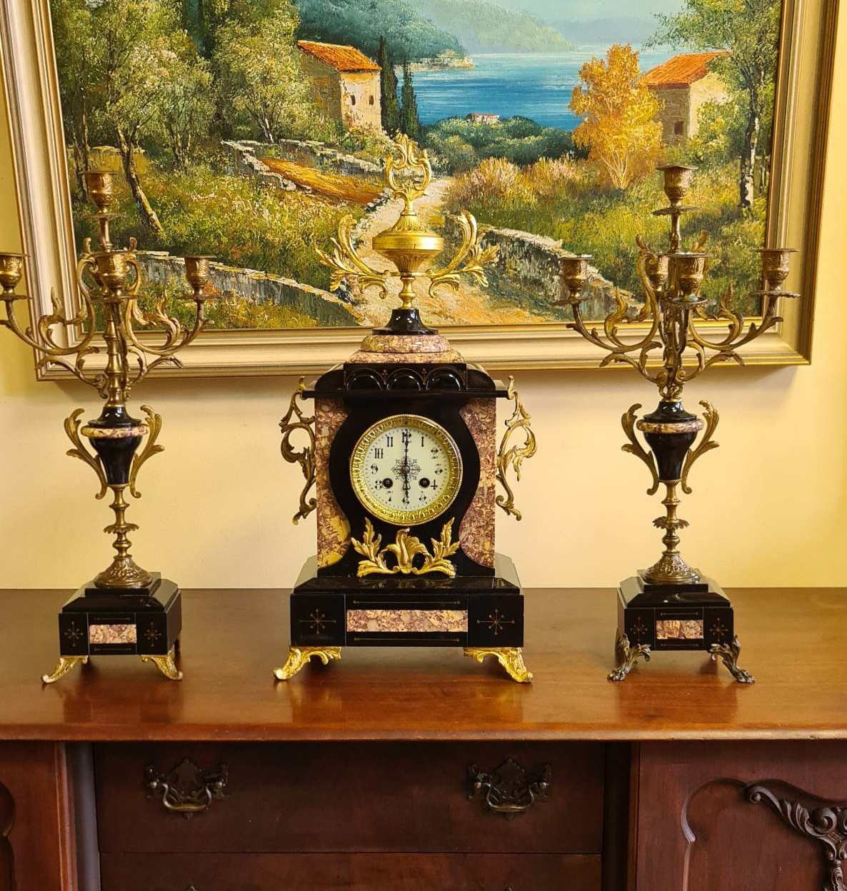 Френски каминен часовник от мрамор и месинг 1890г.