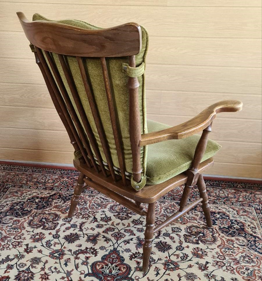 Френски стол-кресло от дъб