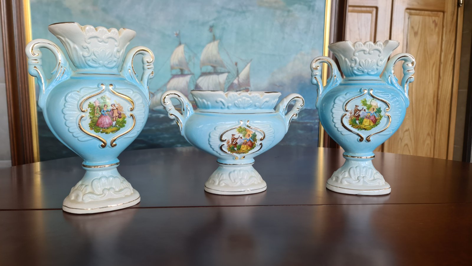3 броя Италиански порцеланови вази