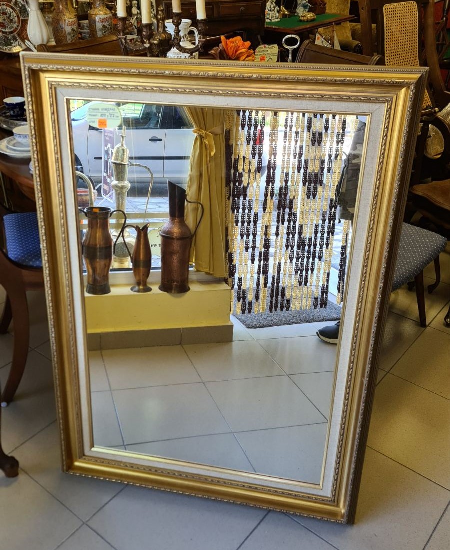Голямо френско огледало с дървена рамка