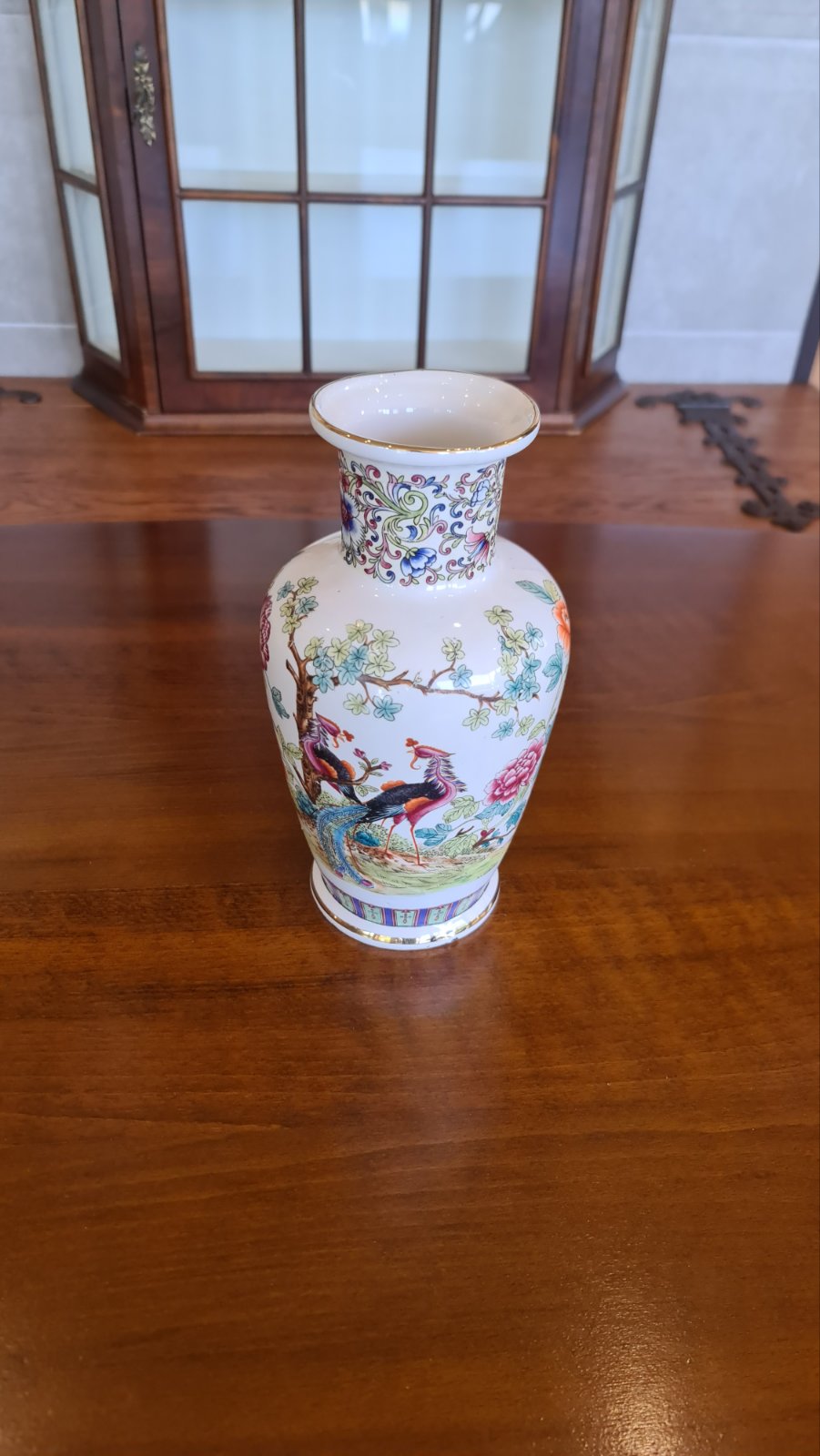 Японска рисувана порцеланова ваза