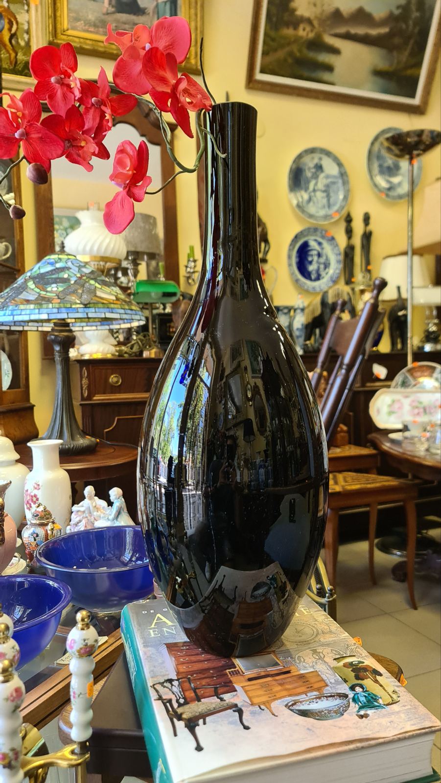 Голяма френска черна стъклена ваза
