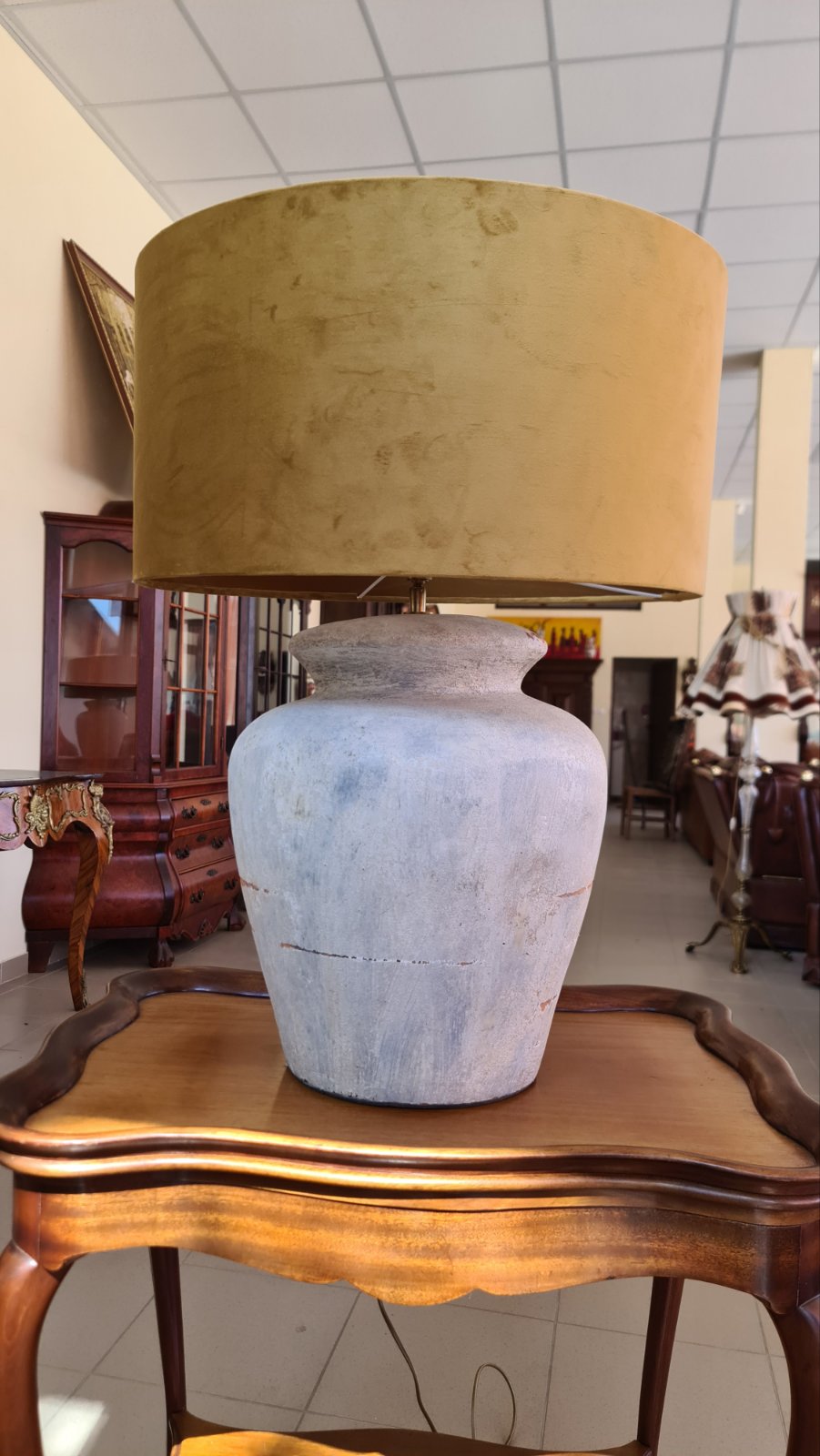Голяма френска дизайнерска лампа