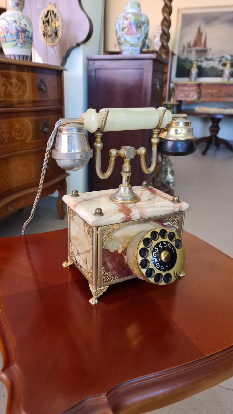 Френски телефон от мрамор и месинг