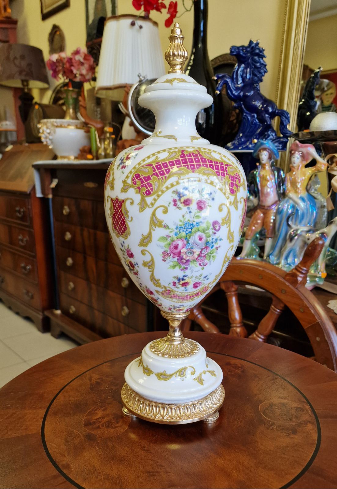 Италианска порцеланова ваза