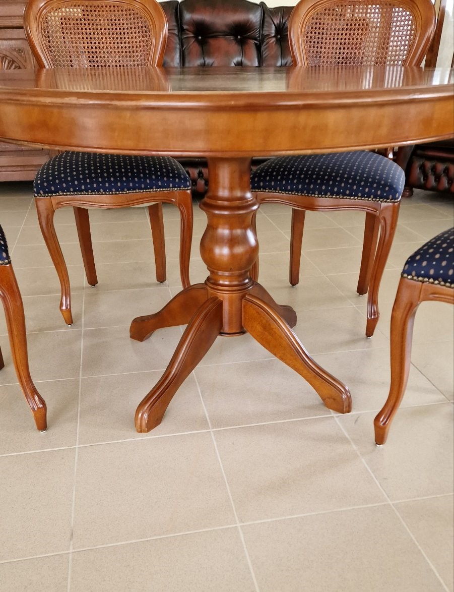 Френска разтегателна трапезна маса с 4 стола