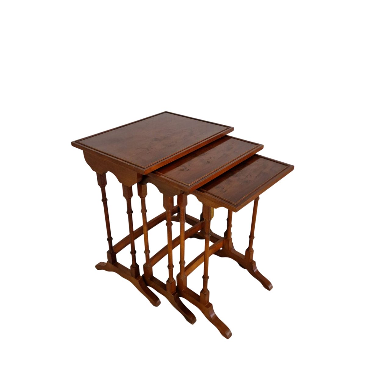 Помощни масички 3в1 Chesterfield