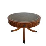 Холна маса Chesterfield