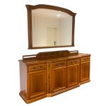Френски Шкаф-Комод с Огледало