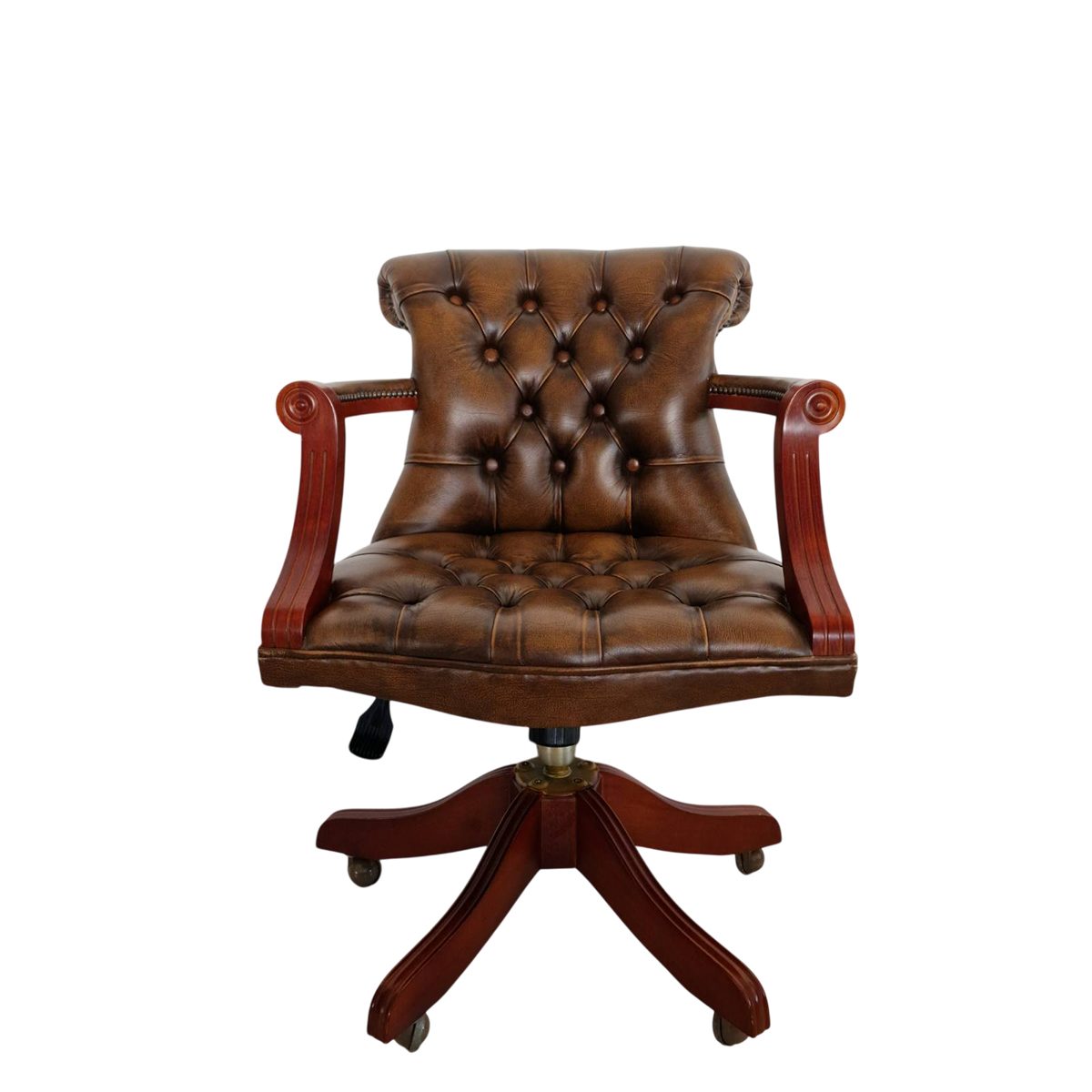 Офис стол Chesterfield